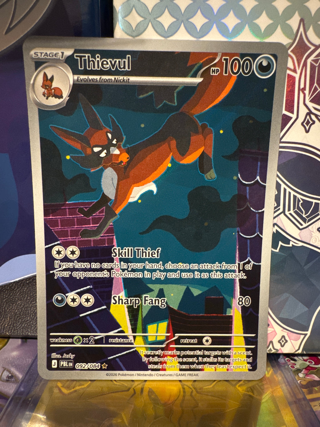 Thievul Holo Illustration Rare ME05: Pitch Black 092/084 NM